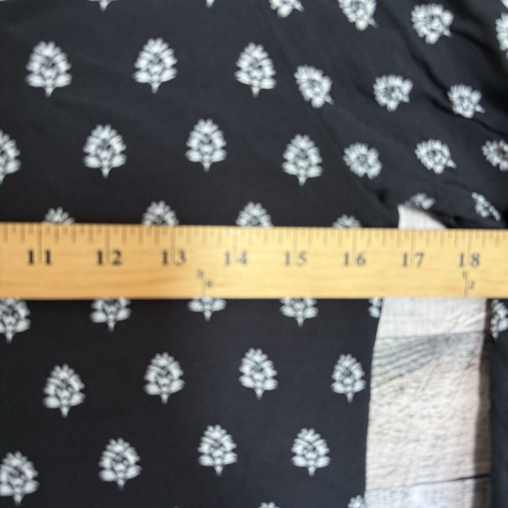 Garnet Hill Floral V-Neck Dress Cottagecore Boho Scandi Neutral Career Office 02 - Picture 10 of 10